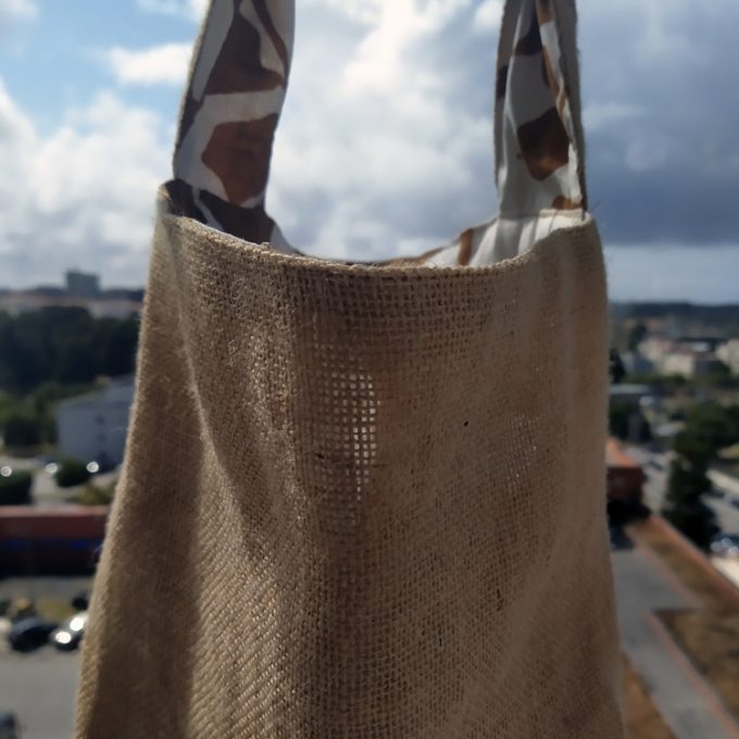 Saco dos passeios: Flores Douradas